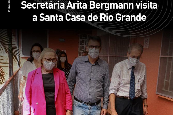 Secretária Arita Bergmann visita a Santa Casa